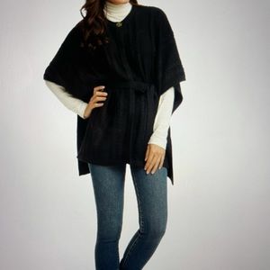 NWT Draper James Belted Sweater Cape
